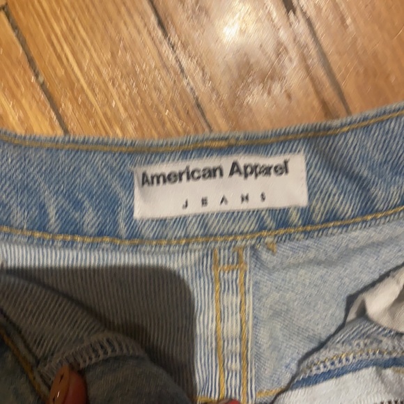 American apparel Jean shorts - Picture 3 of 4